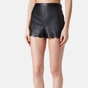 Topshop Sz 10 Black Faux Leather Scalloped Shorts